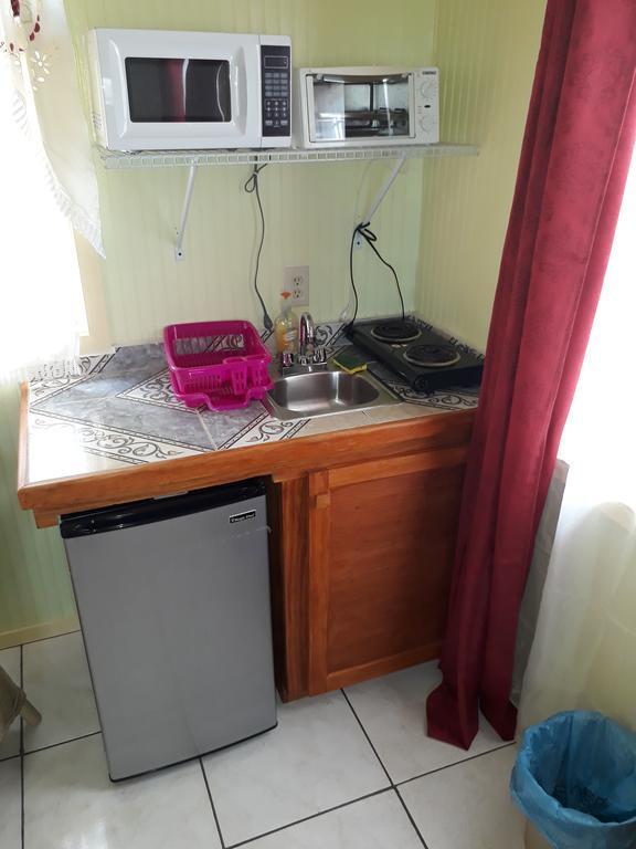 Apartment Unforgetable Gardens Falmouth Harbour Екстериор снимка