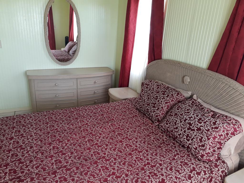 Apartment Unforgetable Gardens Falmouth Harbour Екстериор снимка
